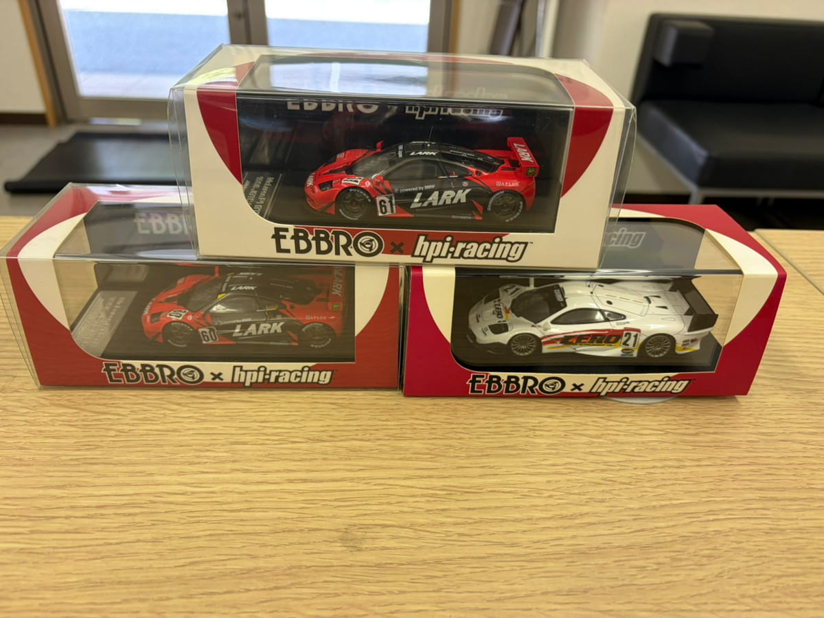 hpi/MIRAGE/1/43マクラーレンF1/GTRブラックメタルポリッシュモデル